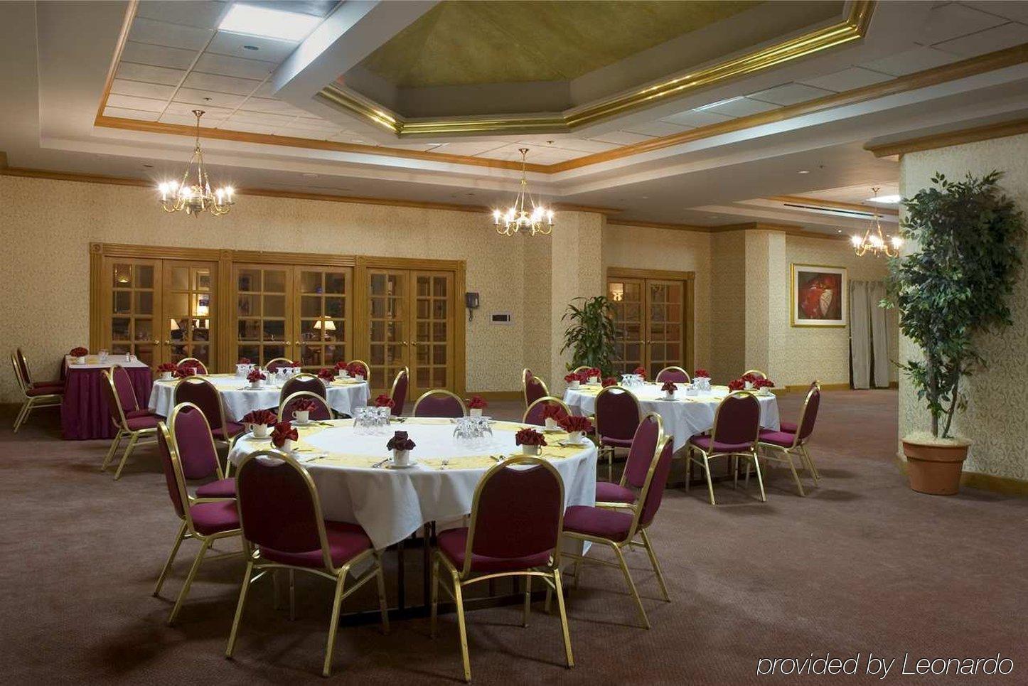 Doubletree By Hilton Modesto Hotel Restaurant photo